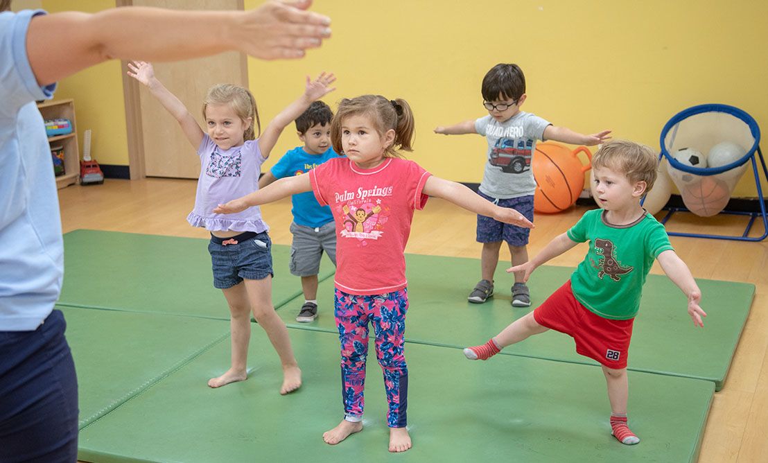 Family fun activities| Fun movement games| Exercise for kids| Bright Horizons