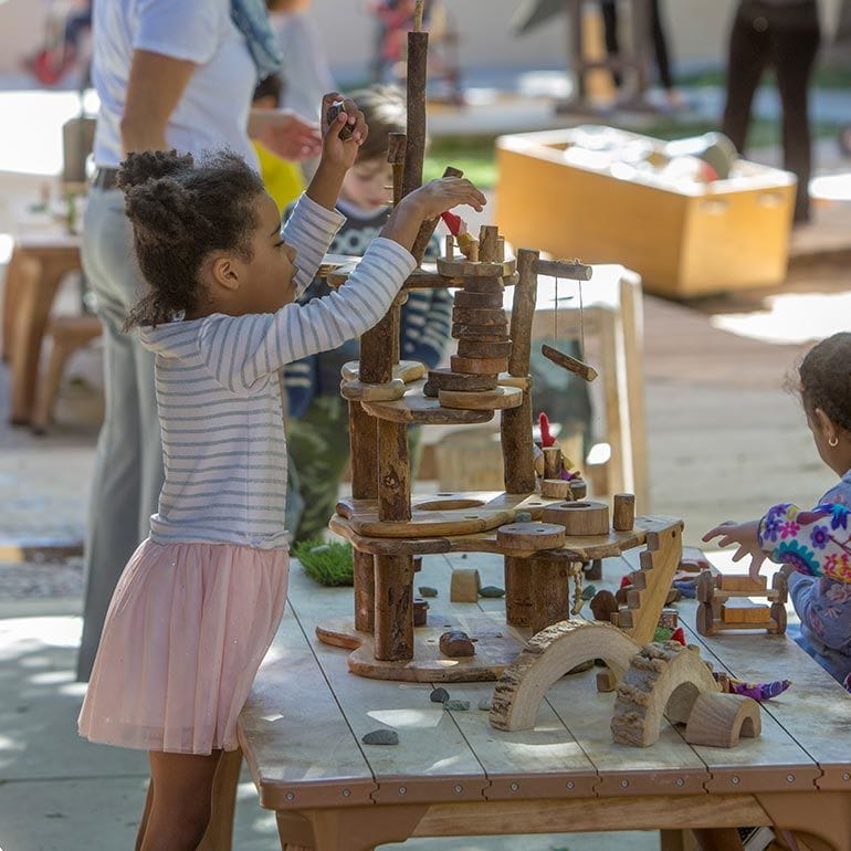 Bright Horizons kindergarten Prep Student constructing